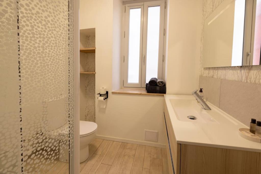 Le Cosy C - T2 Tout Equipe - Centre-Ville Gare Монлюсон Екстер'єр фото